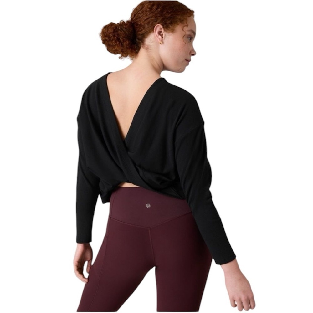 Athleta | Black Presence Twist Back Sweatshirt Size Large
